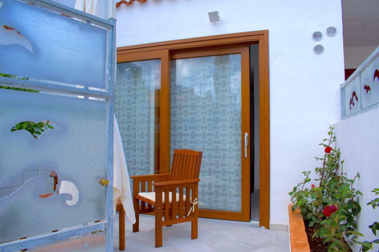 Purple Flower Suite Apartment Cala Gonone Exterior photo